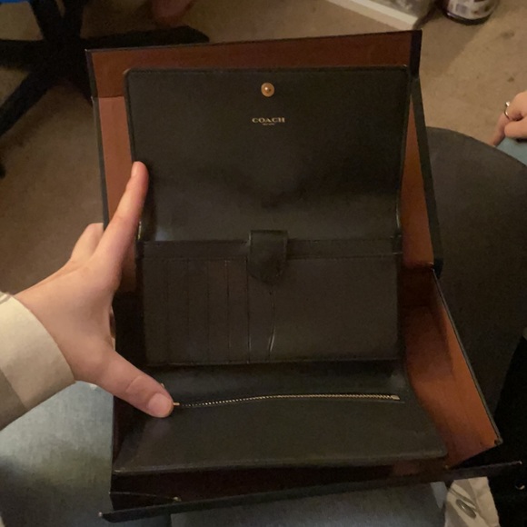 Coach mini purse - Picture 3 of 4